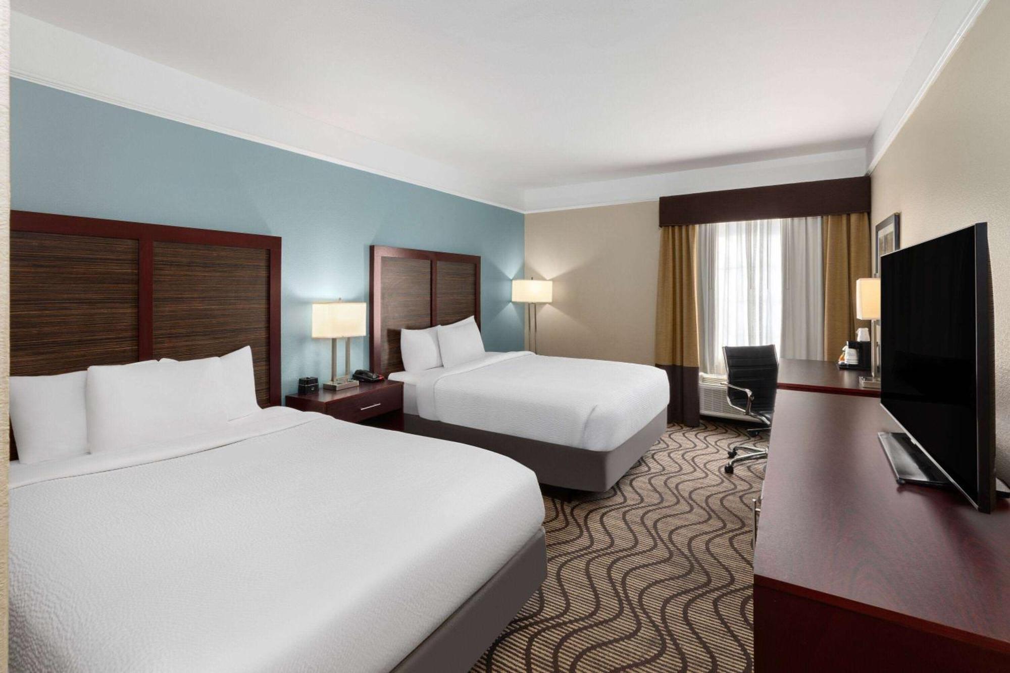 La Quinta By Wyndham Houma Hotel Exterior photo