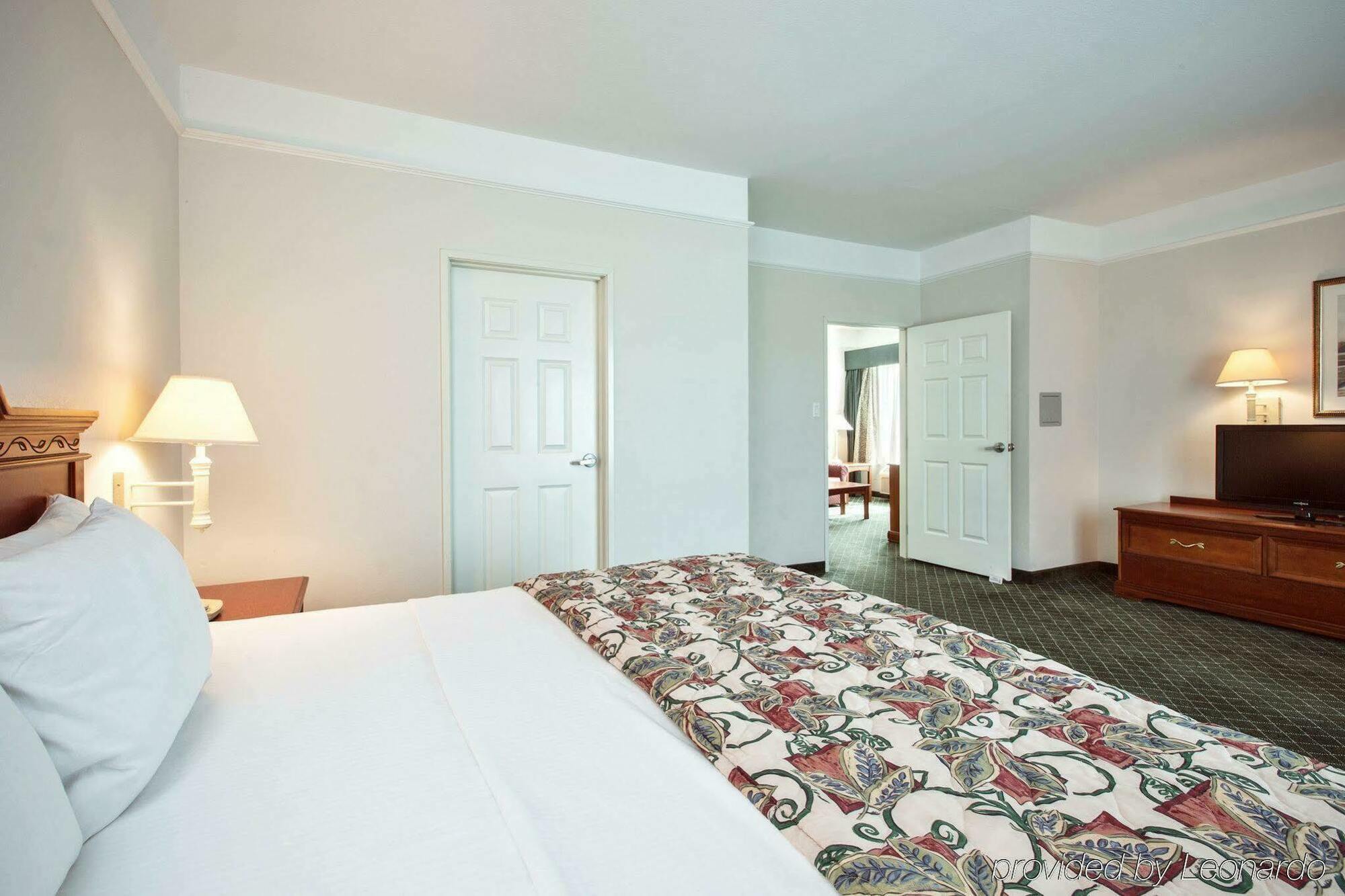 La Quinta By Wyndham Houma Hotel Exterior photo